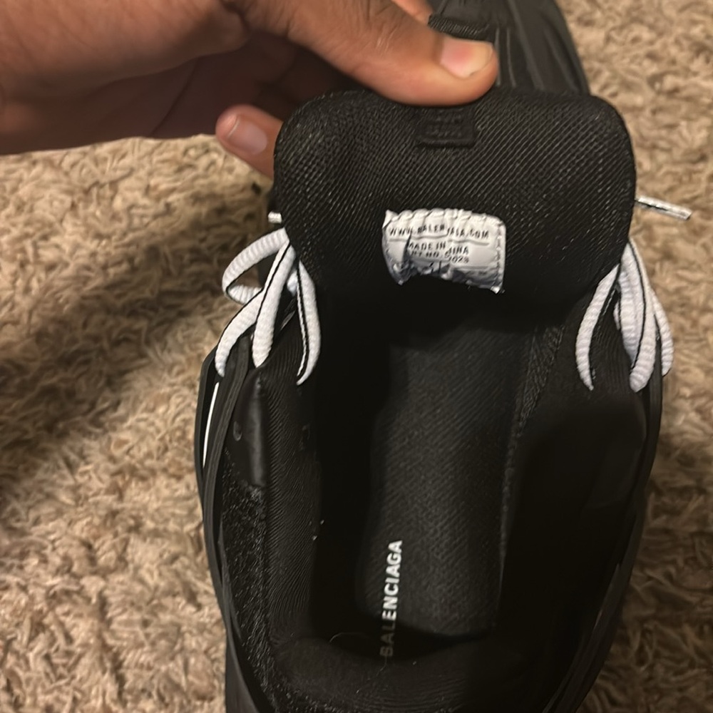 Never Worn New - image 4